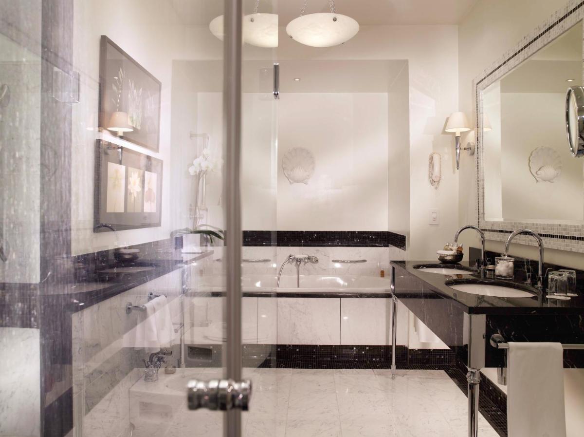 Rocco Forte Astoria Hotel