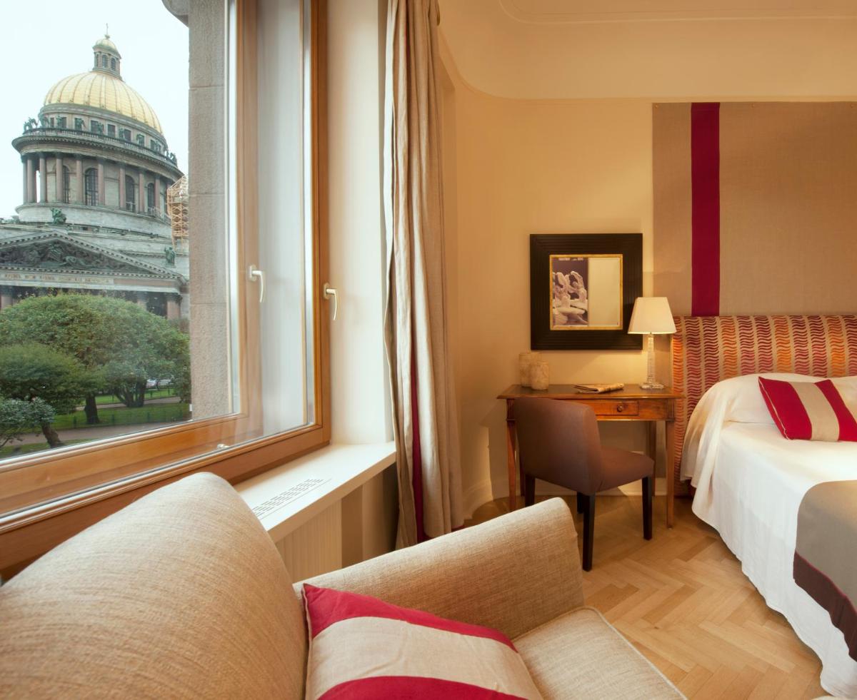 Rocco Forte Astoria Hotel