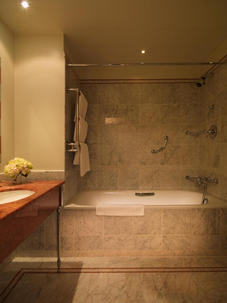 Rocco Forte Astoria Hotel