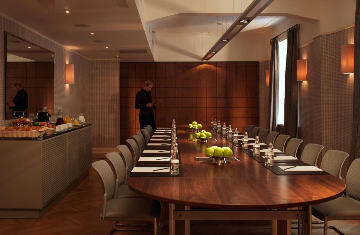 Rocco Forte Astoria Hotel