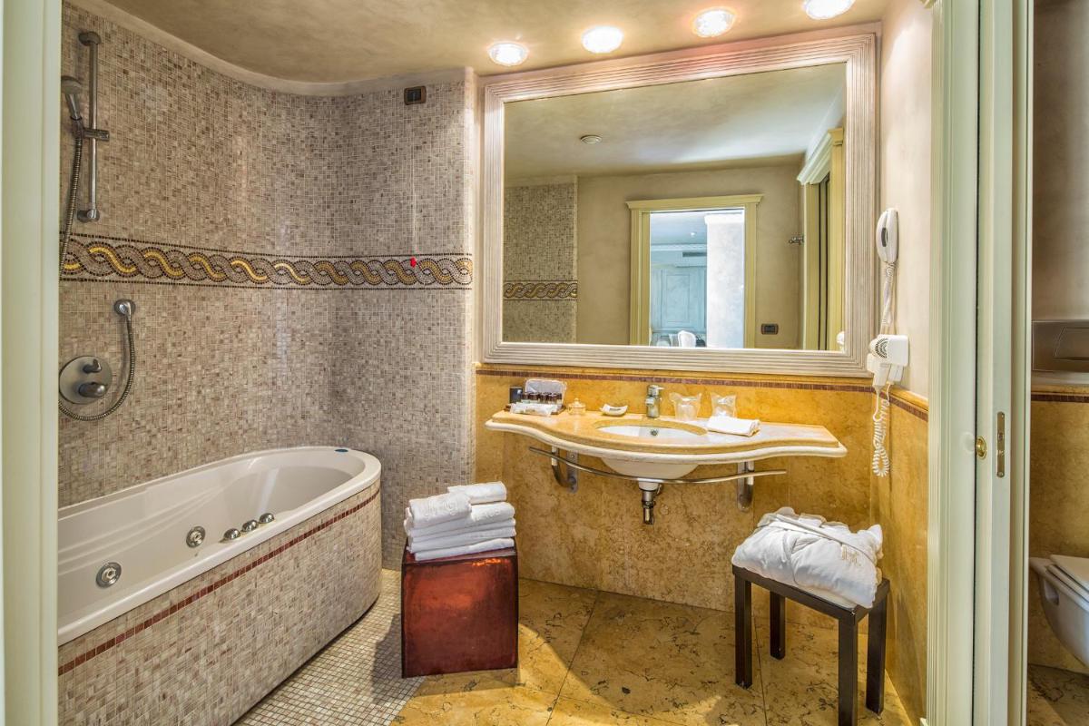 Romano Palace Luxury Hotel