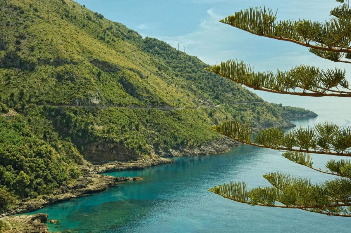 Romantic Hotel & Restaurant Villa Cheta Elite