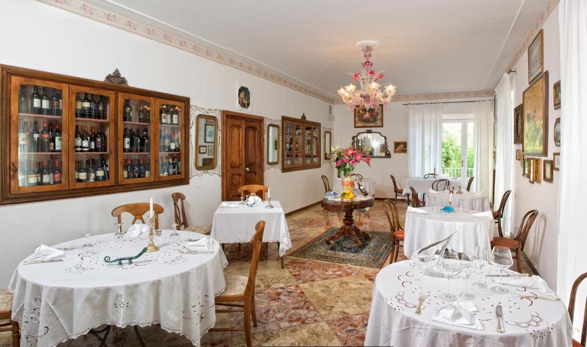 Romantic Hotel & Restaurant Villa Cheta Elite