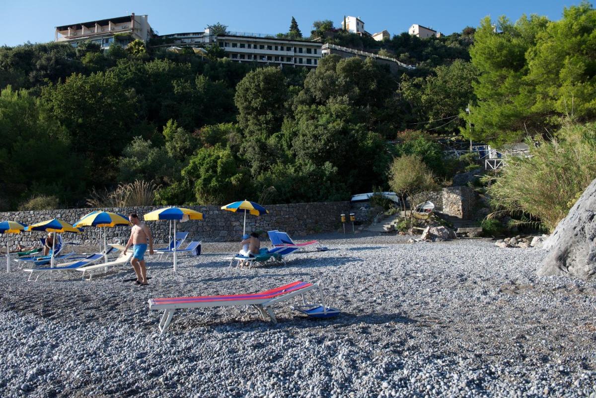 Romantic Hotel & Restaurant Villa Cheta Elite