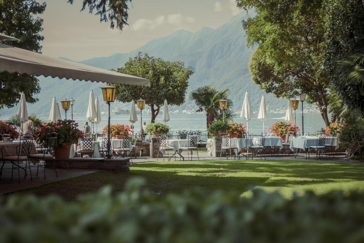 Hotel Castello Seeschloss, lake & pool castle