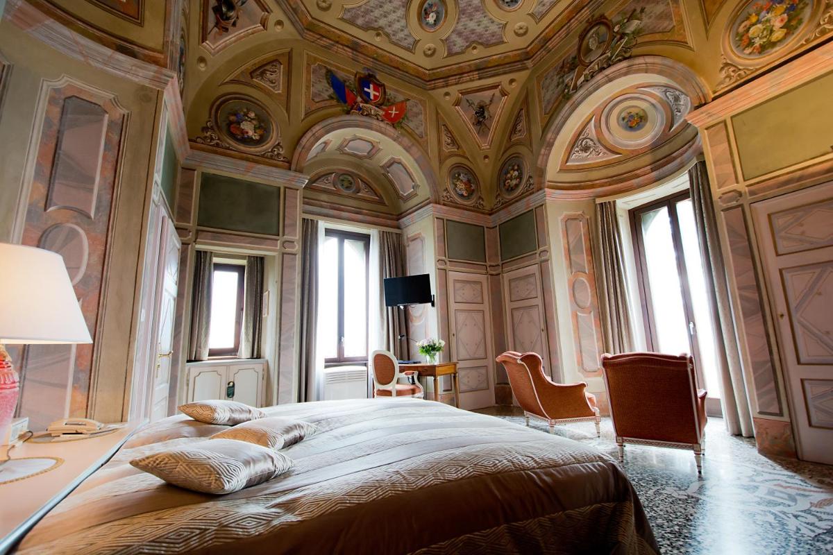 Hotel Castello Seeschloss, lake & pool castle