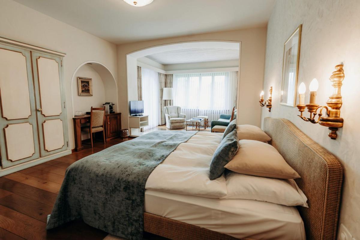 Hotel Castello Seeschloss, lake & pool castle