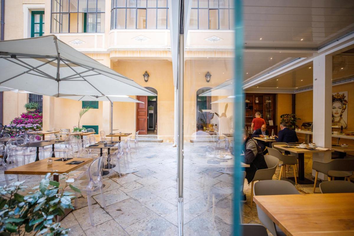 Room Of Andrea Hotel