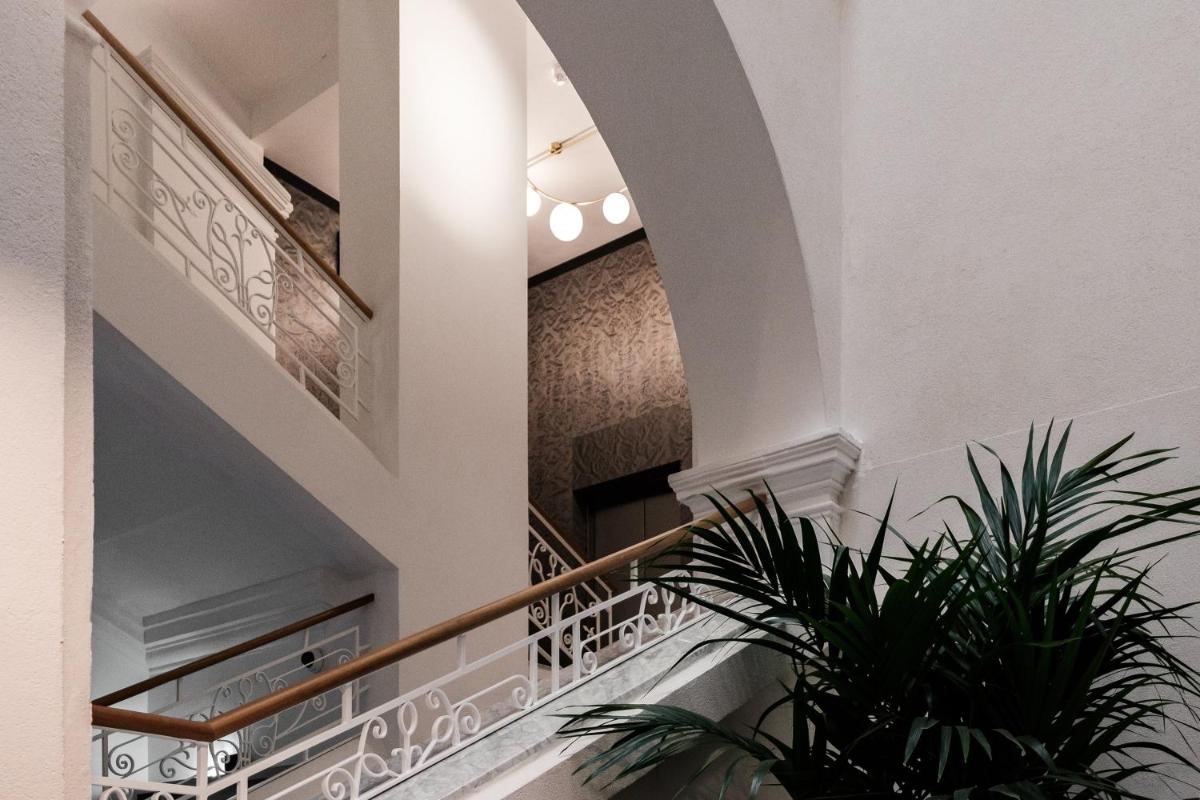 Rosselli AX Privilege