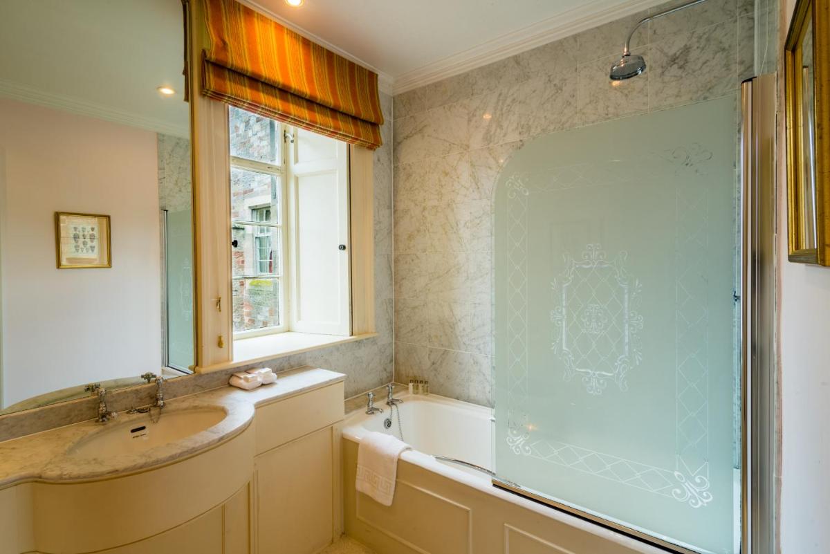 Roxburghe Hotel And Golf Course