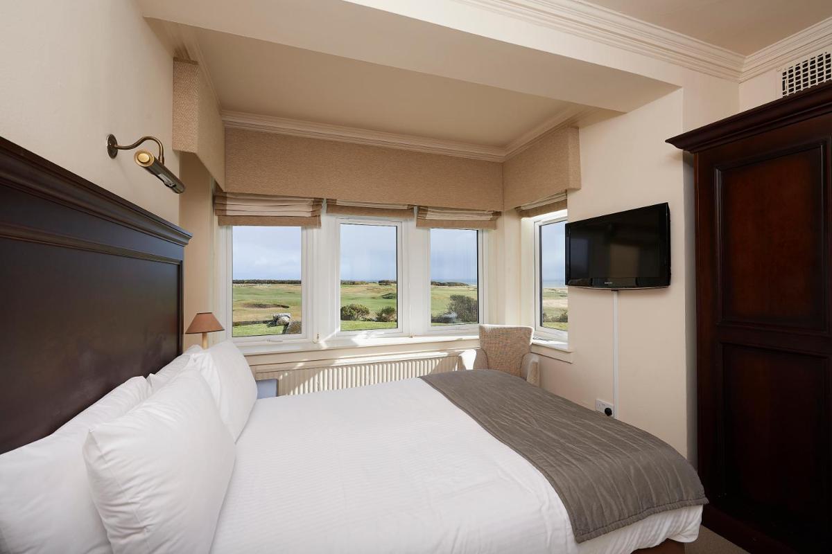 Royal Golf Hotel, by Highland Coast Hotels