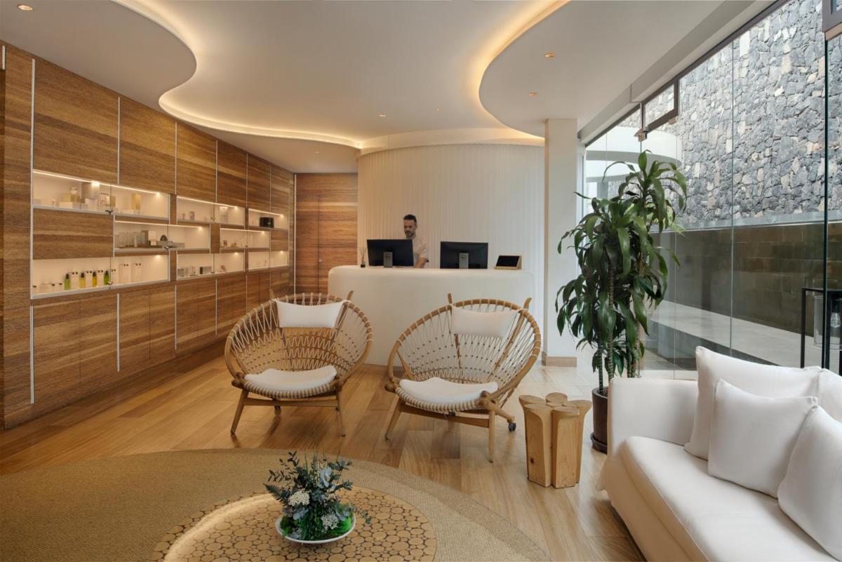 Royal Hideaway Corales Beach - Adults Only