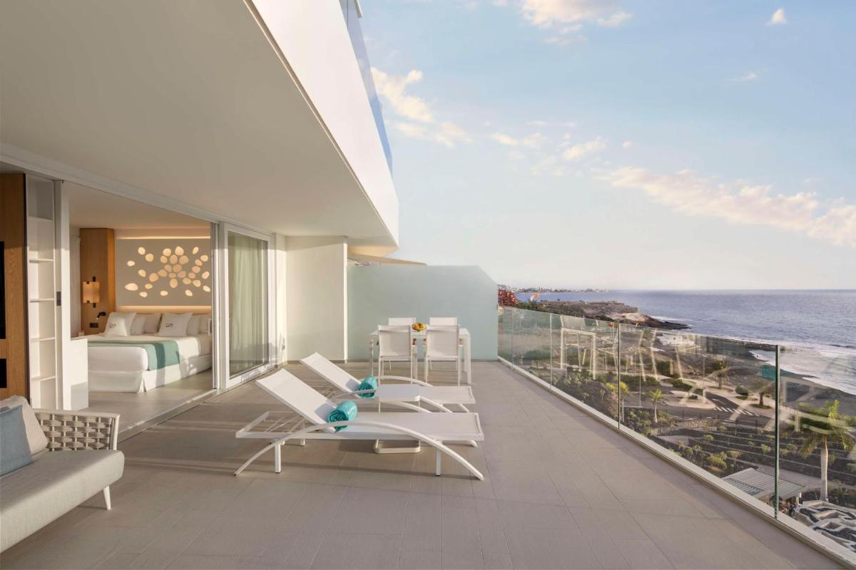 Royal Hideaway Corales Suites