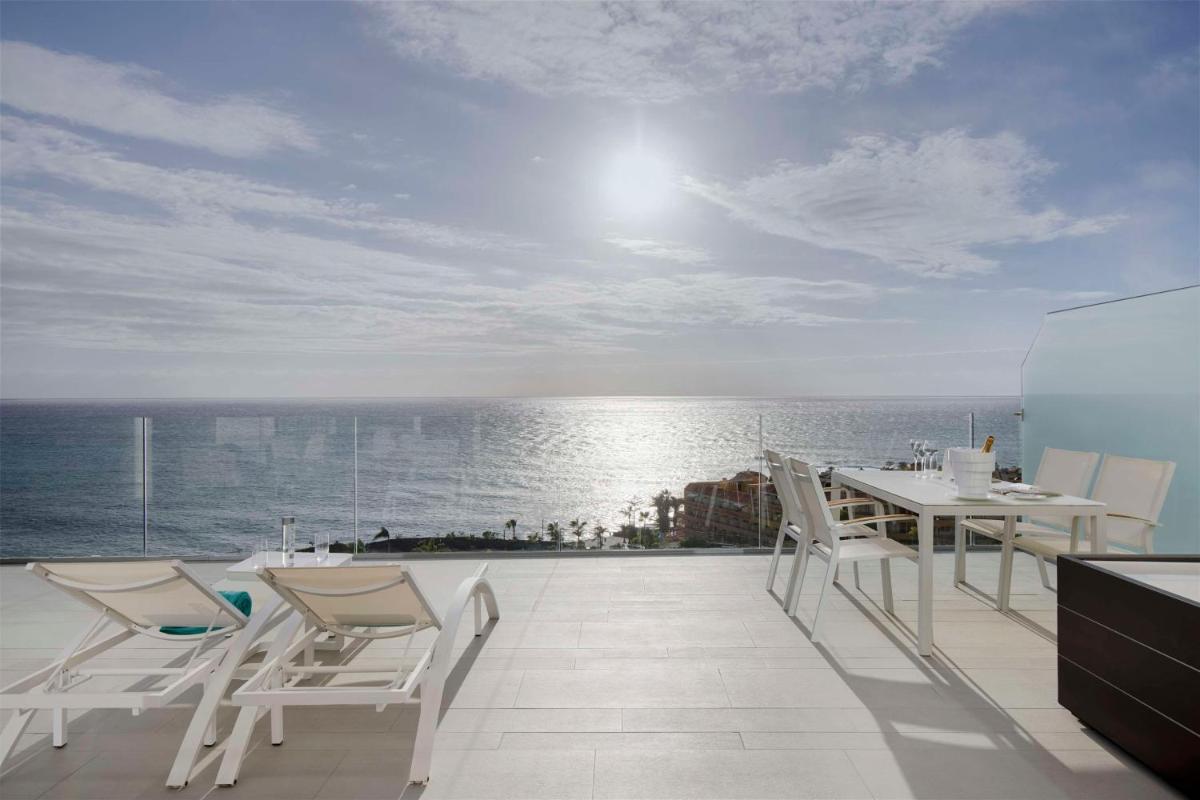 Royal Hideaway Corales Suites