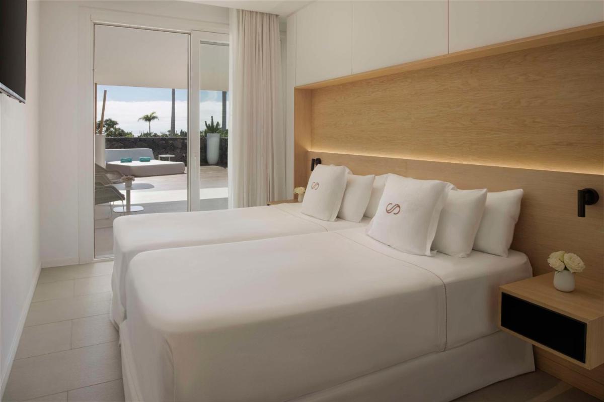 Royal Hideaway Corales Suites