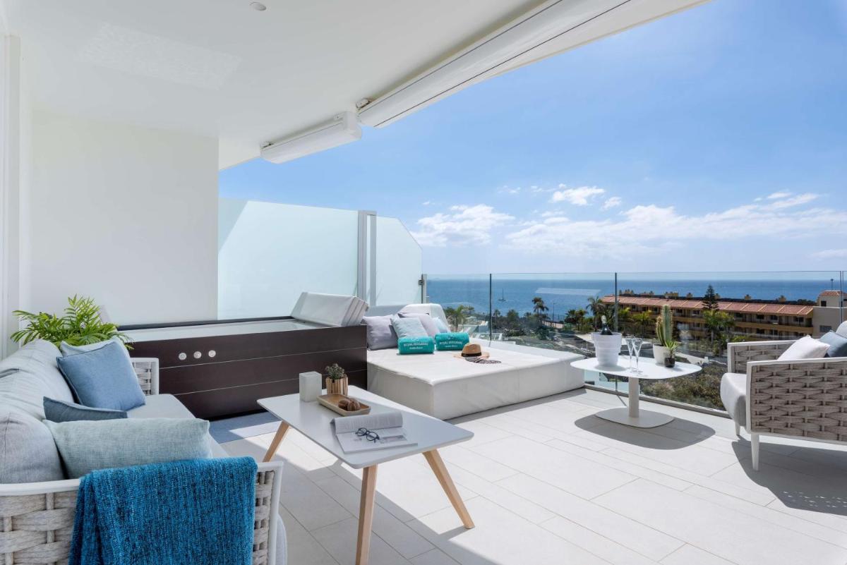 Royal Hideaway Corales Suites