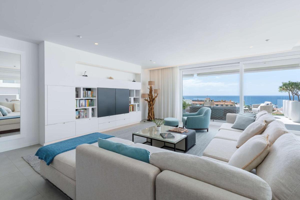 Royal Hideaway Corales Suites