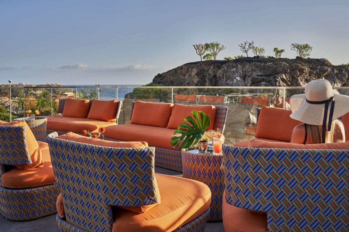 Royal Hideaway Corales Suites