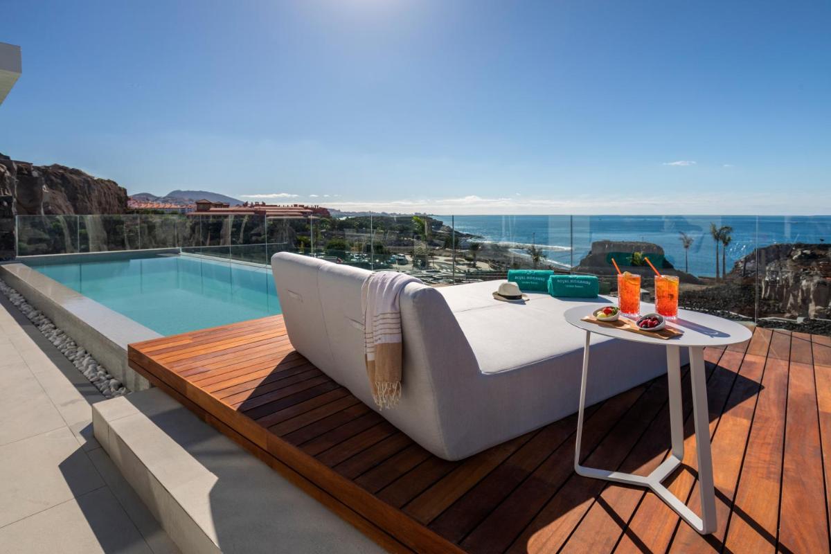 Royal Hideaway Corales Suites