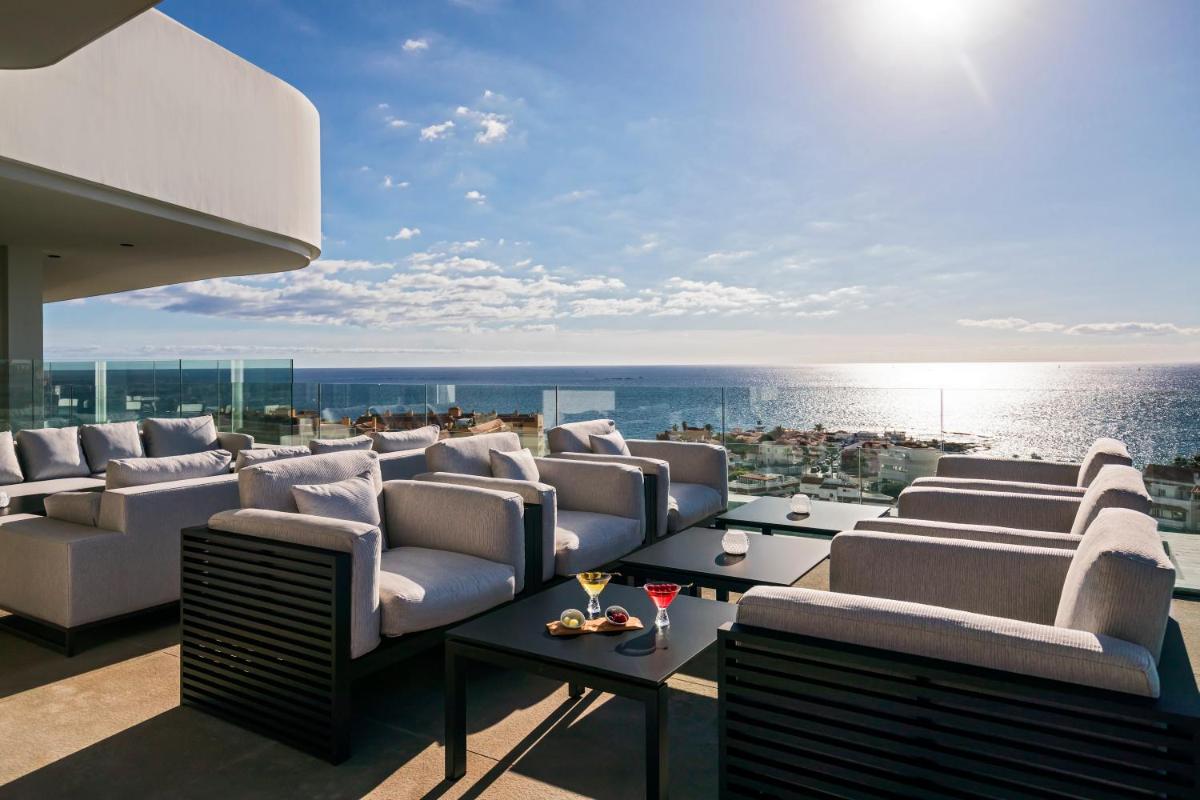 Royal Hideaway Corales Suites