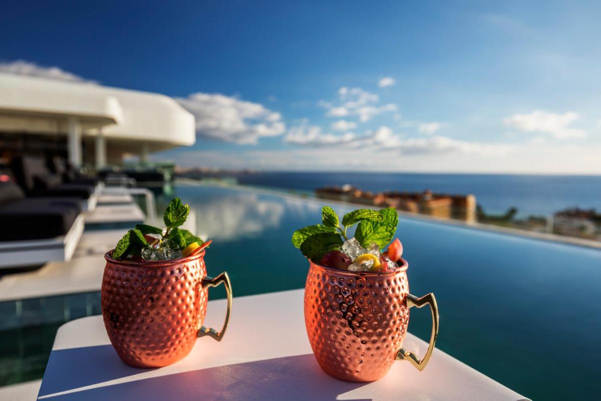 Royal Hideaway Corales Suites