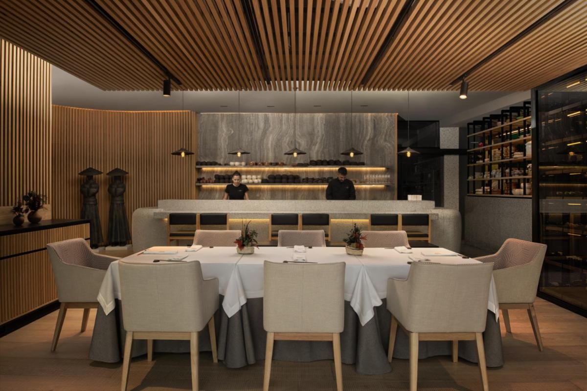 Royal Hideaway Corales Suites