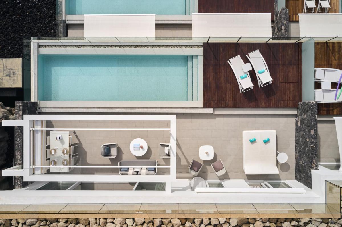 Royal Hideaway Corales Suites