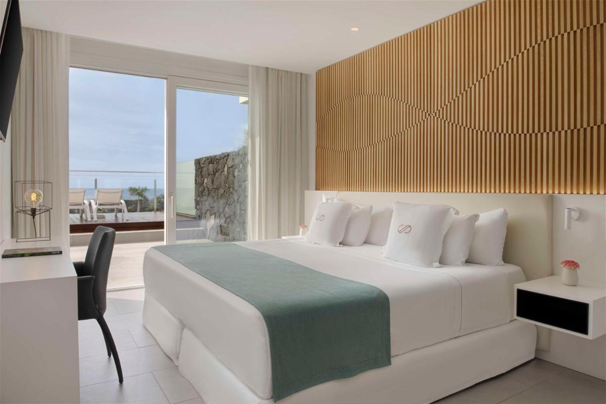 Royal Hideaway Corales Suites