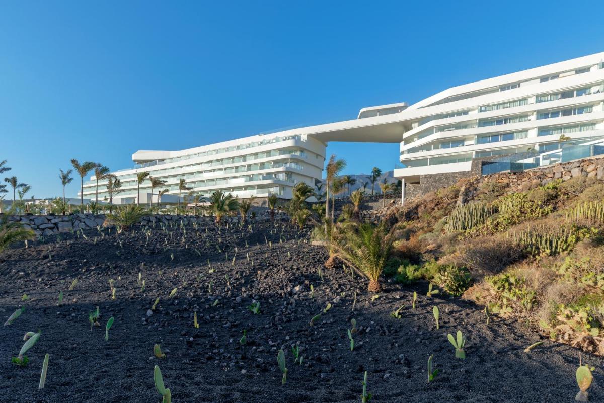 Royal Hideaway Corales Suites
