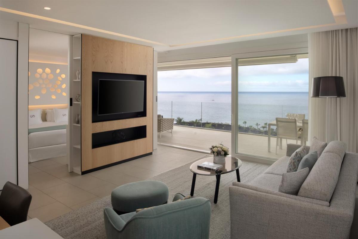 Royal Hideaway Corales Suites
