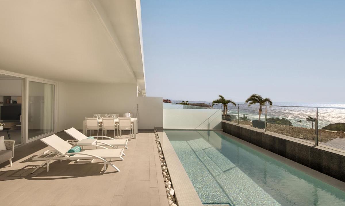 Royal Hideaway Corales Suites