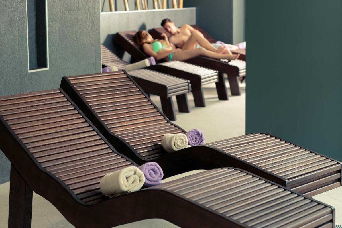 Royal Princess Hotel