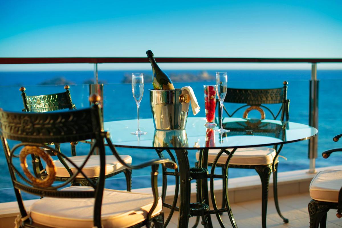 Royal Princess Hotel