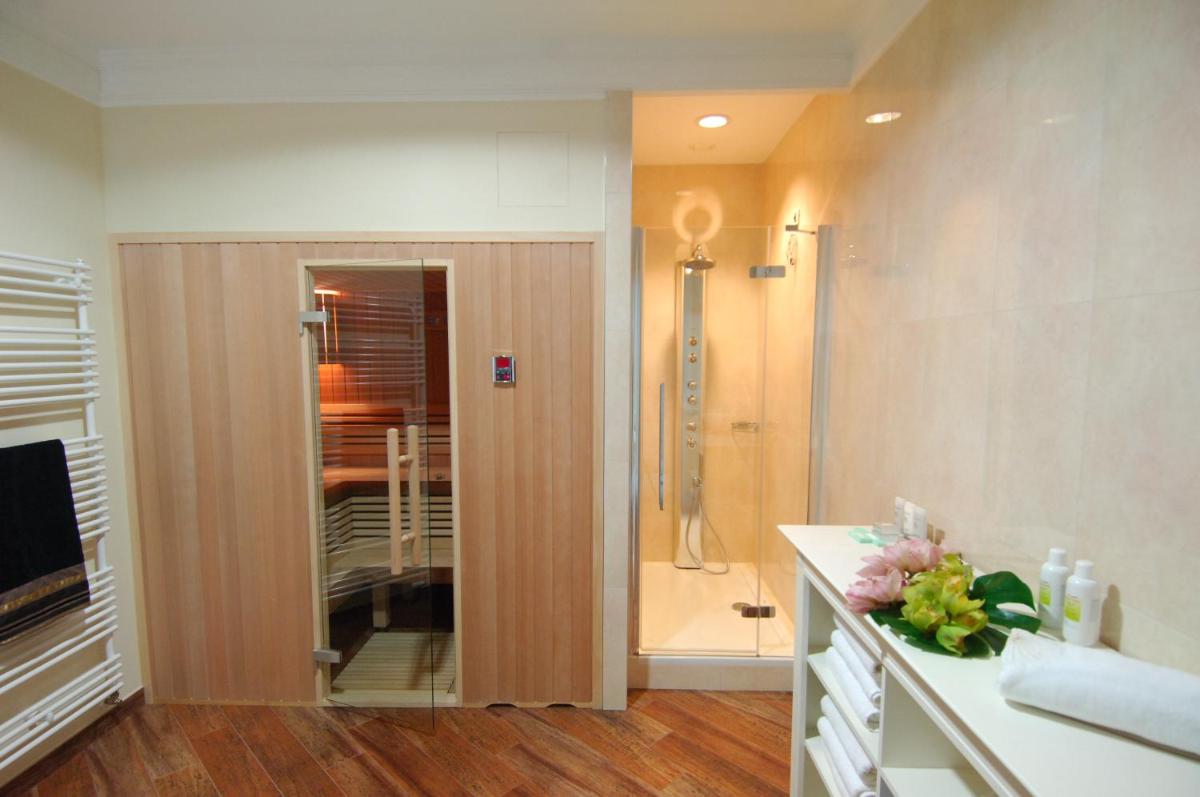 Royal Princess Hotel