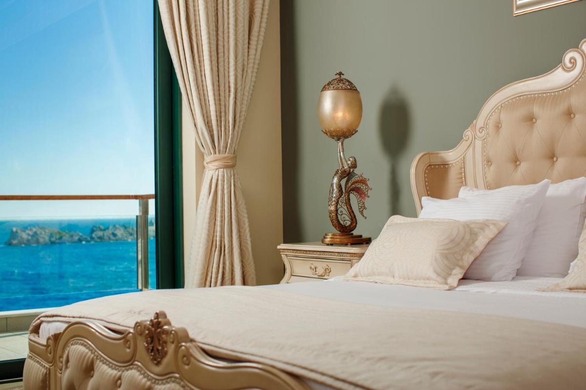 Royal Princess Hotel