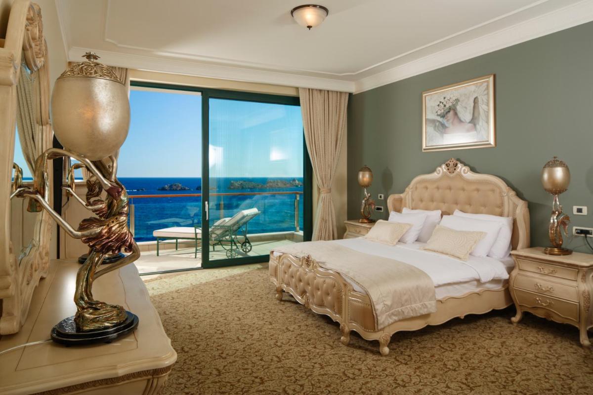 Royal Princess Hotel