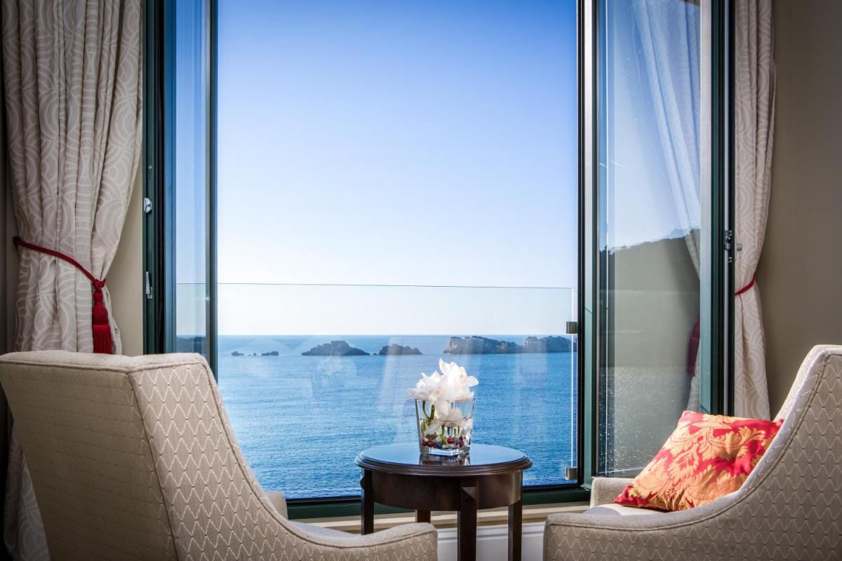 Royal Princess Hotel