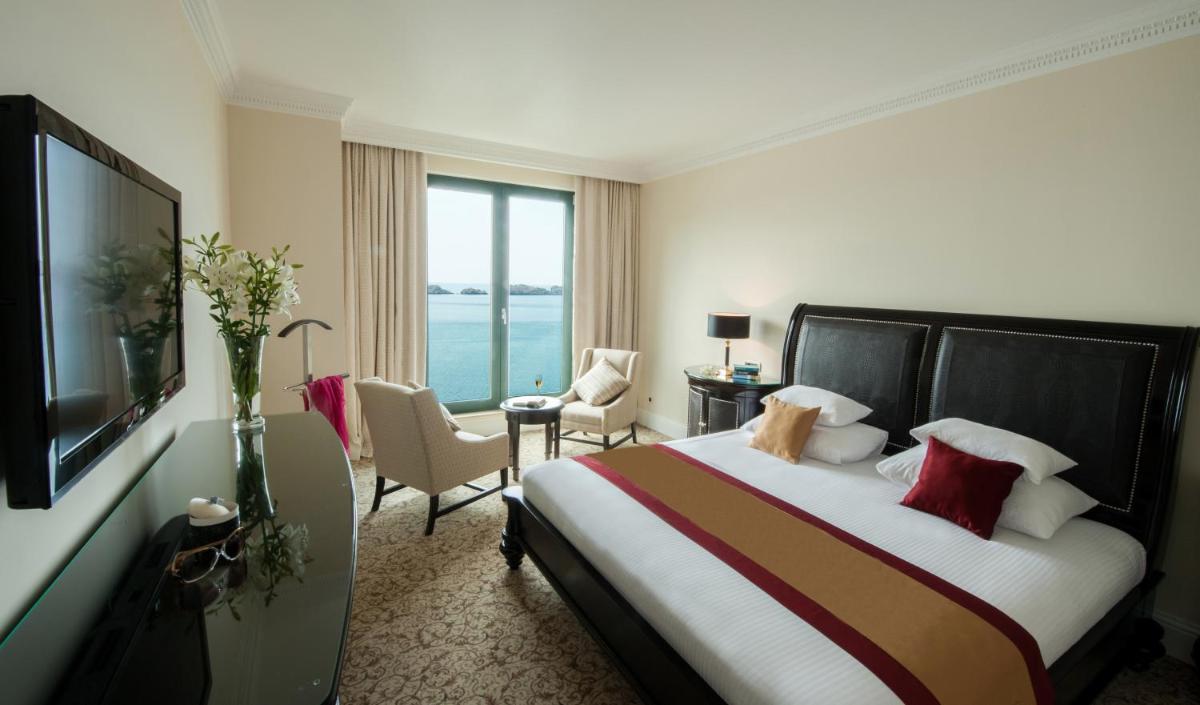 Royal Princess Hotel