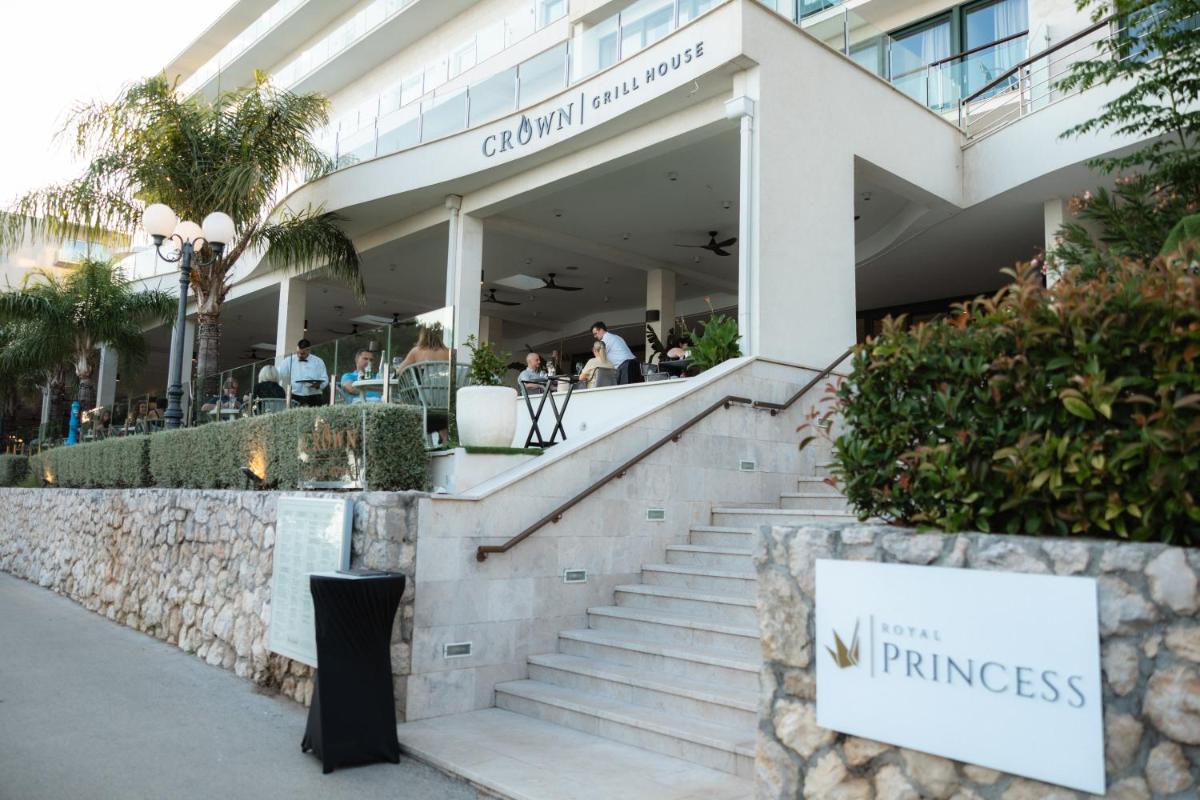 Royal Princess Hotel
