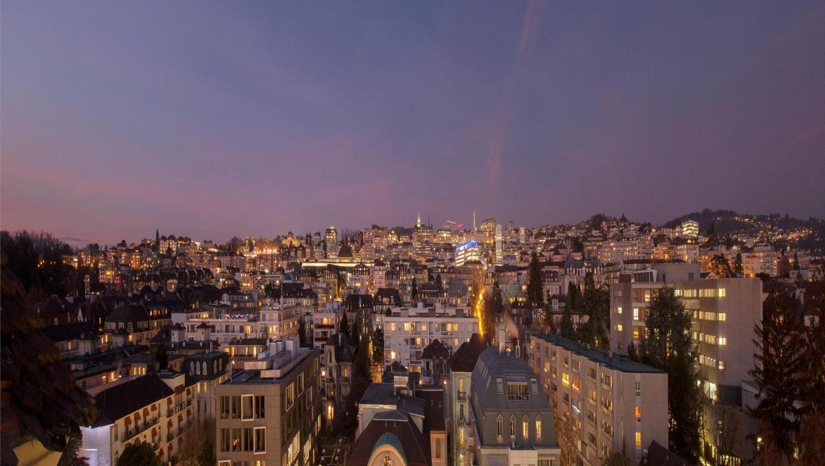 Royal Savoy Hotel & Spa