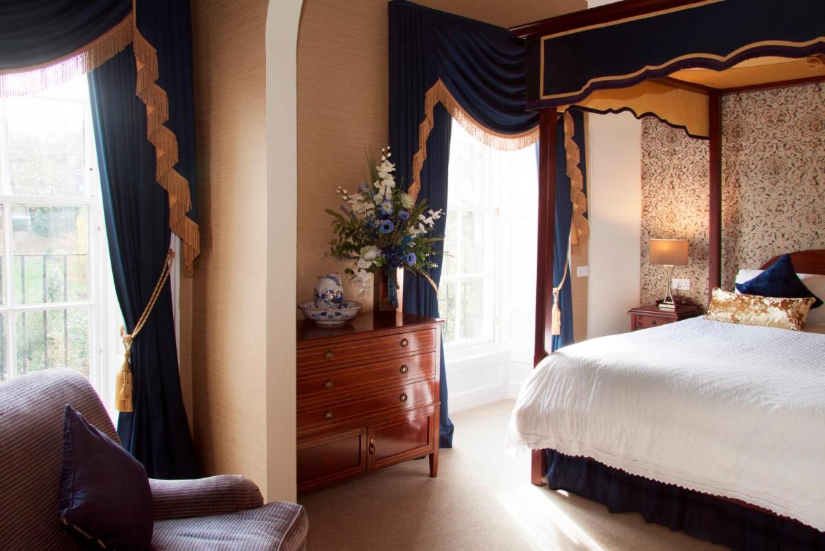 Royal Scots Club