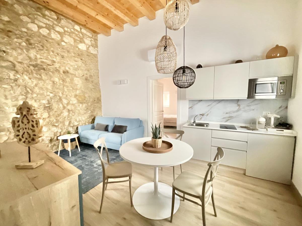 Rua 39 fine apartments by Dimore in Sicily