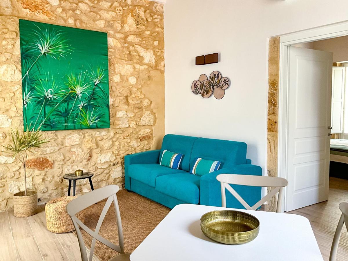 Rua 39 fine apartments by Dimore in Sicily