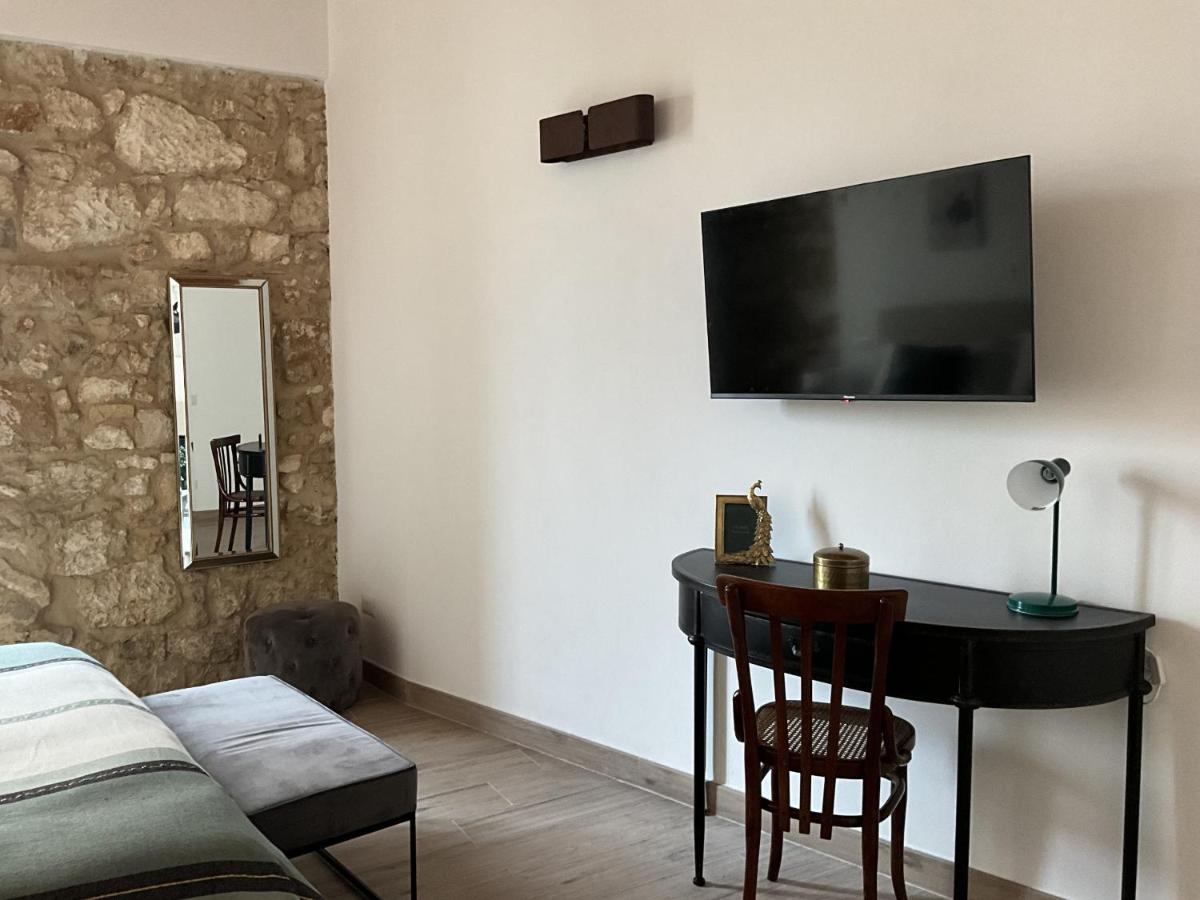 Rua 39 fine apartments by Dimore in Sicily
