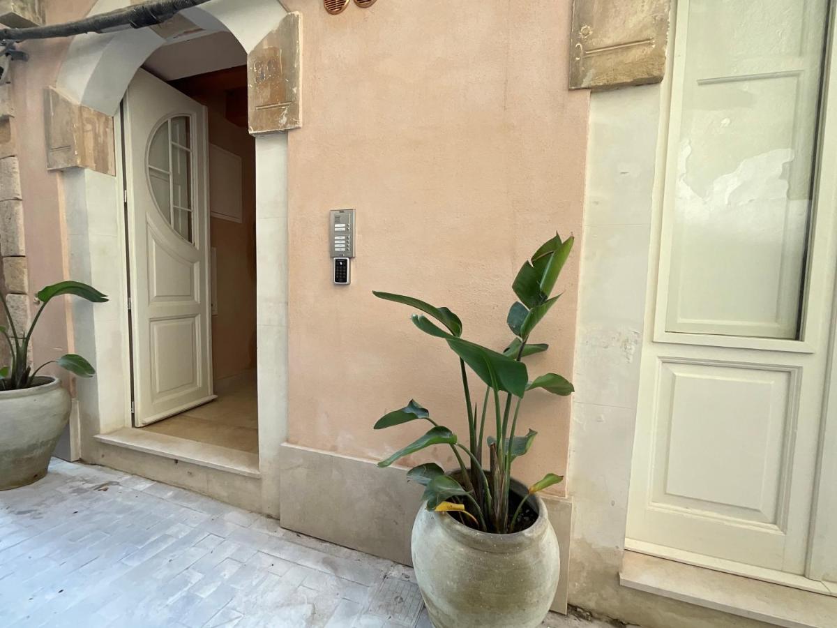 Rua 39 fine apartments by Dimore in Sicily