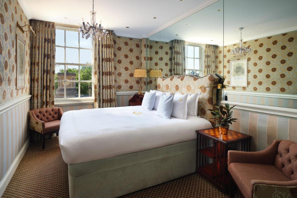 Rubens At The Palace