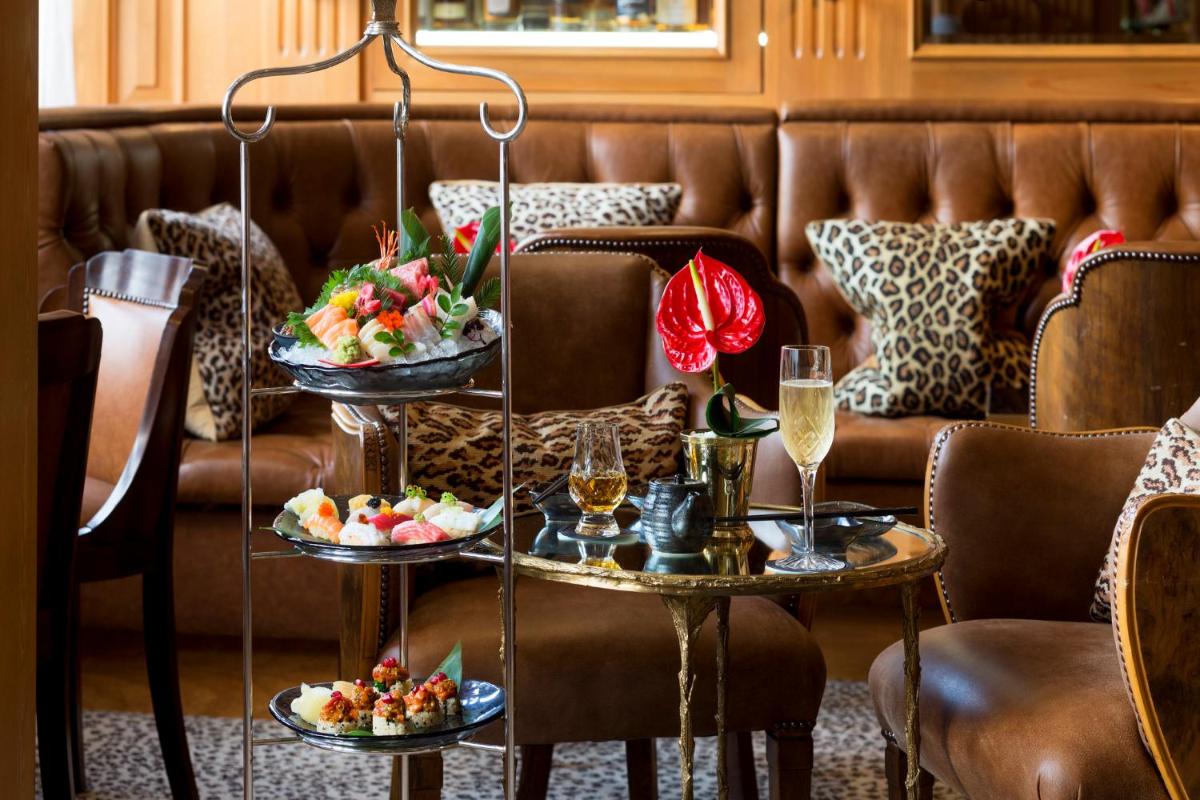 Rubens At The Palace