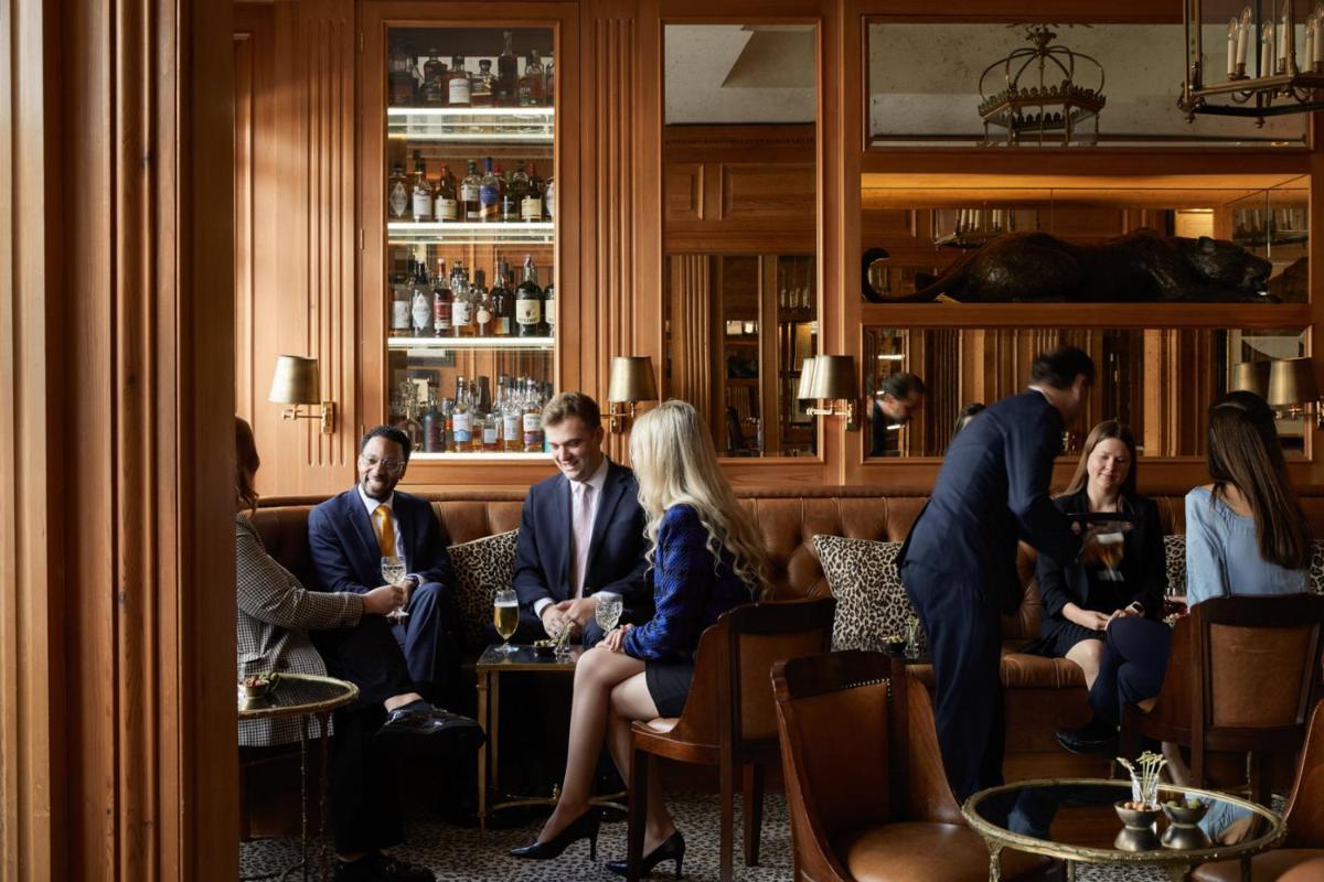 Rubens At The Palace