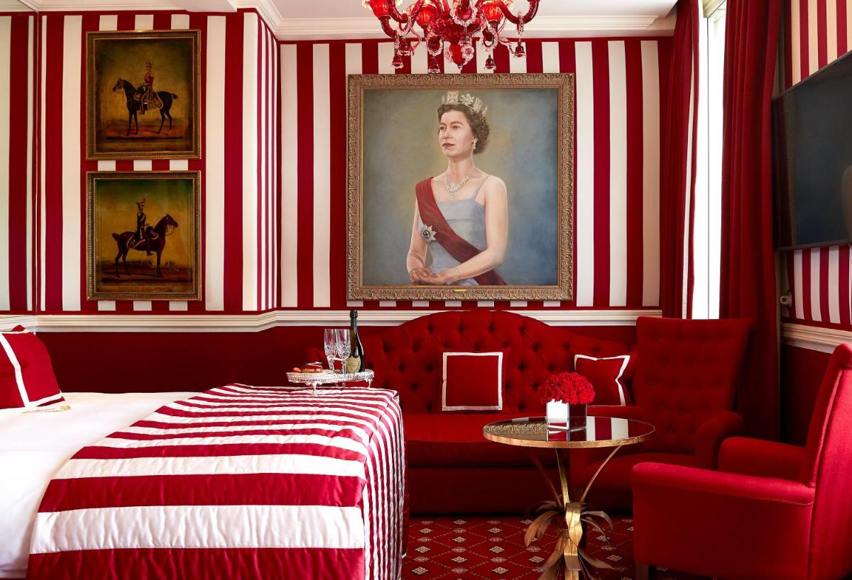 Rubens At The Palace