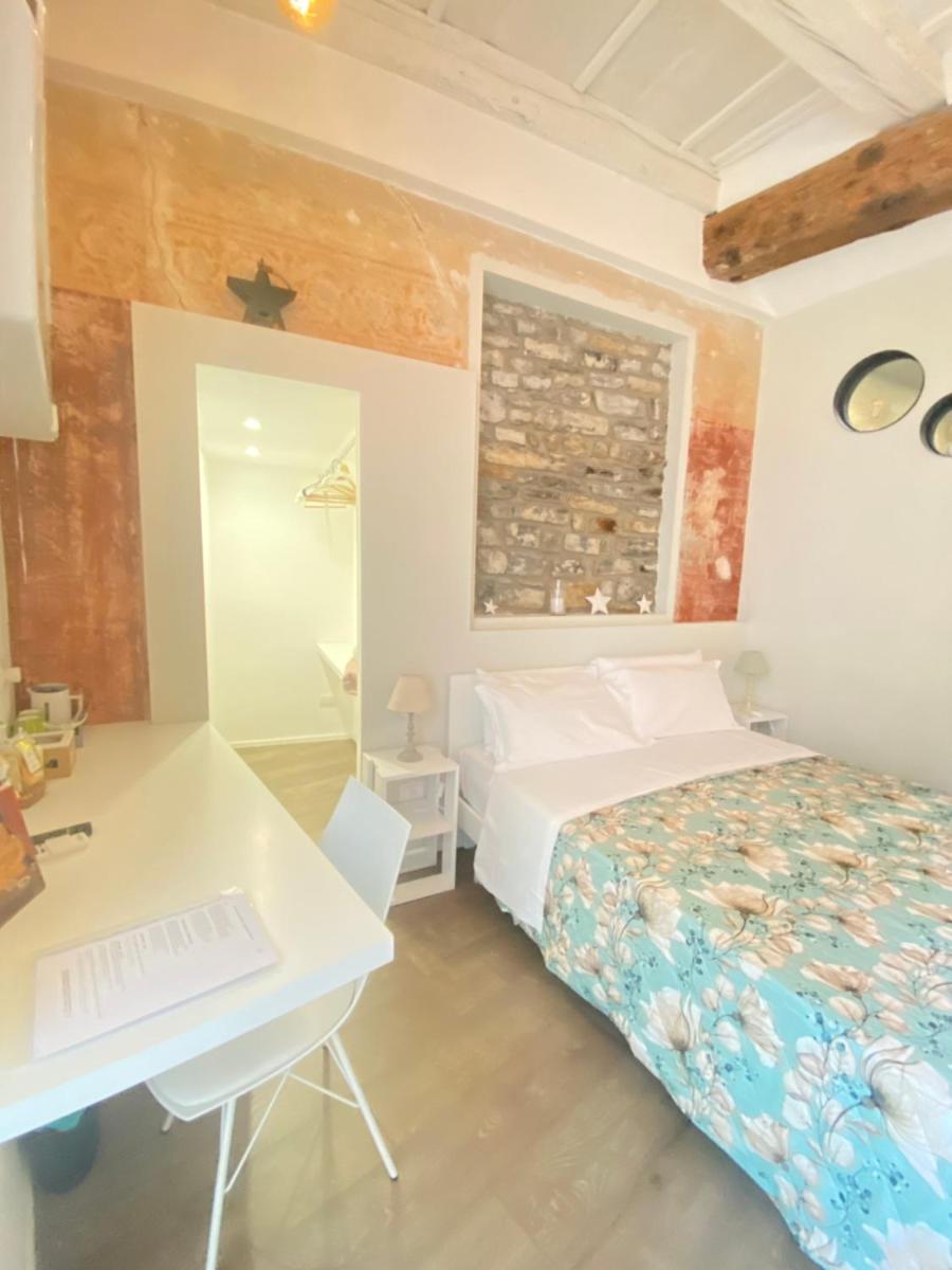 Rumi Rooms